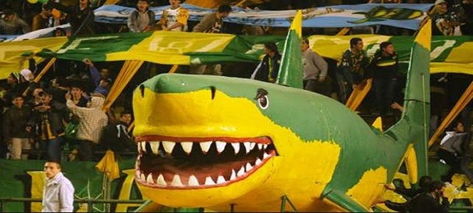 El Tiburón, enseña inseparable de Aldosivi | MundoAscenso