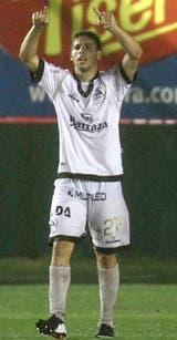 Calleri vistiendo la blanquinegra | La Nación